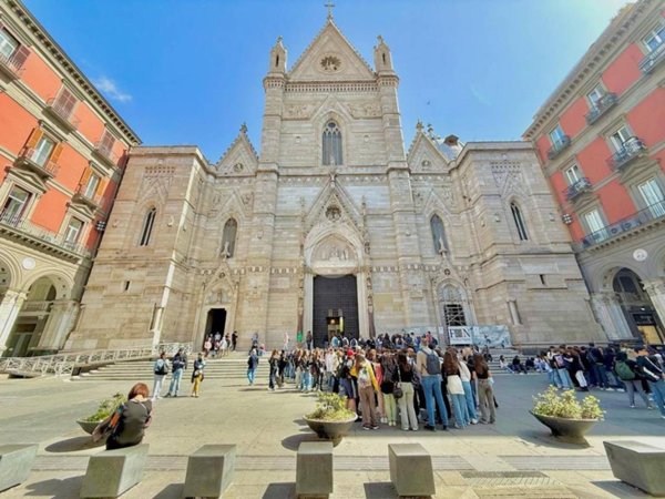 appartamento in vendita a Napoli in zona Centro Antico