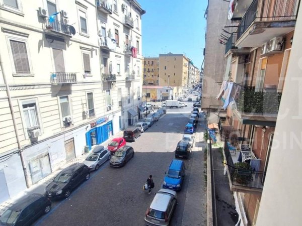 appartamento in vendita a Napoli in zona Poggioreale