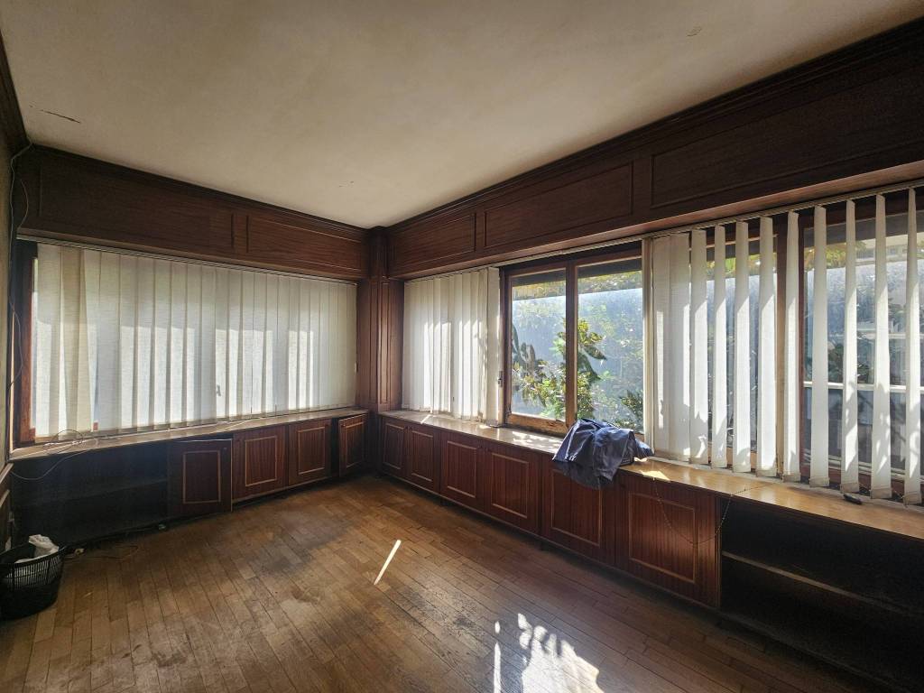 appartamento in vendita a Napoli in zona Montecalvario