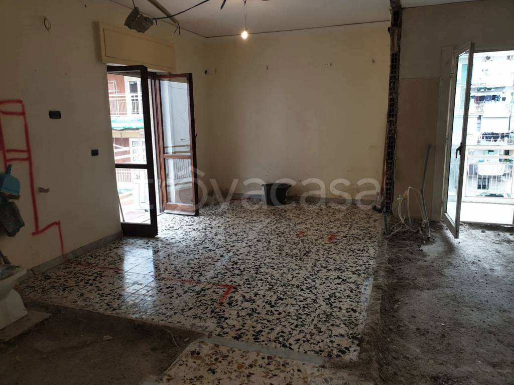 appartamento in vendita a Napoli in zona Secondigliano
