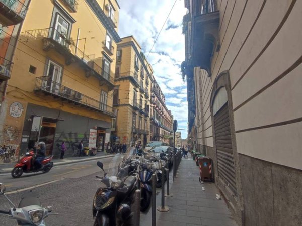 negozio in vendita a Napoli