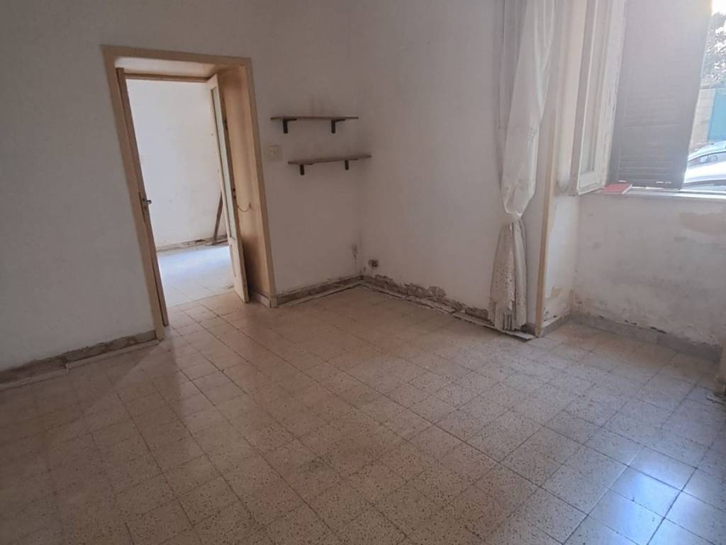 appartamento in vendita a Napoli in zona Bagnoli