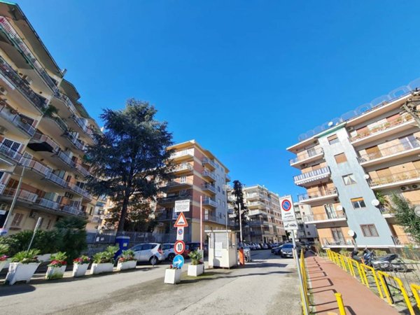 appartamento in vendita a Napoli in zona Capodimonte / Colli Aminei