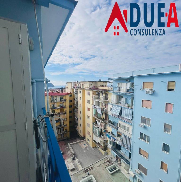 appartamento in vendita a Napoli in zona Bagnoli