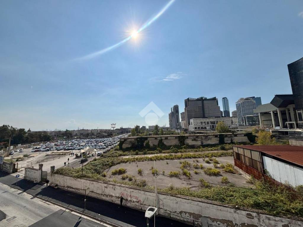 appartamento in vendita a Napoli in zona Fuorigrotta