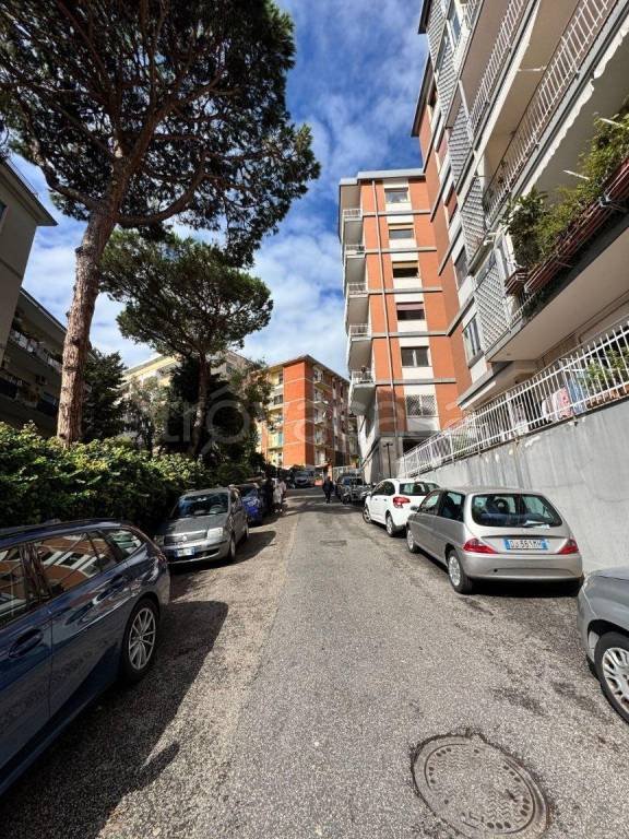 appartamento in vendita a Napoli in zona Posillipo