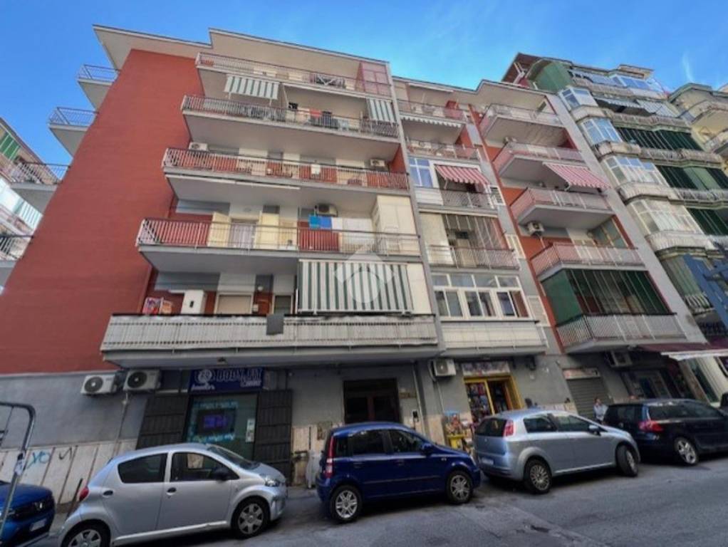 appartamento in vendita a Napoli in zona Pianura