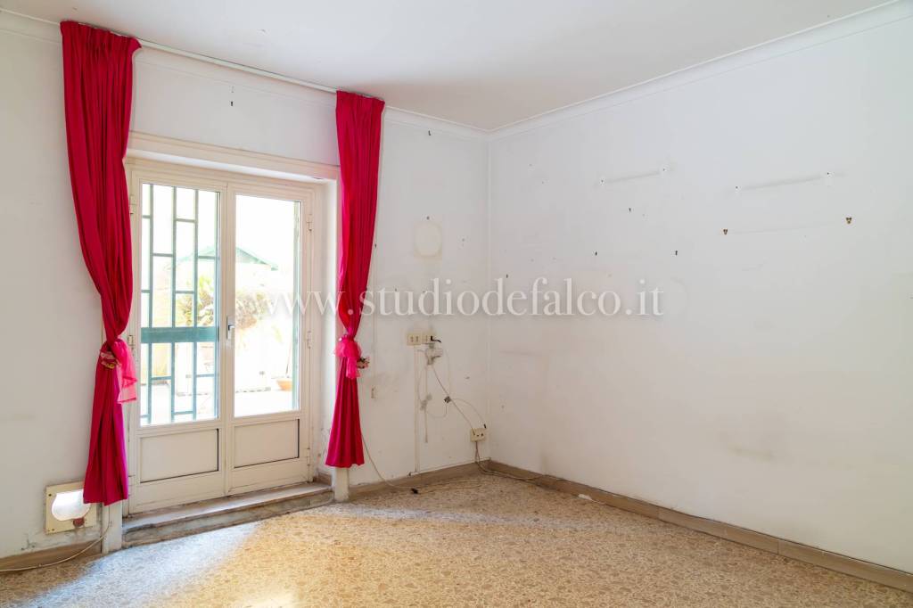 appartamento in vendita a Napoli in zona Vomero