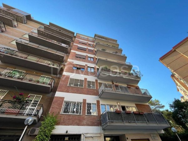 appartamento in vendita a Napoli in zona Arenella