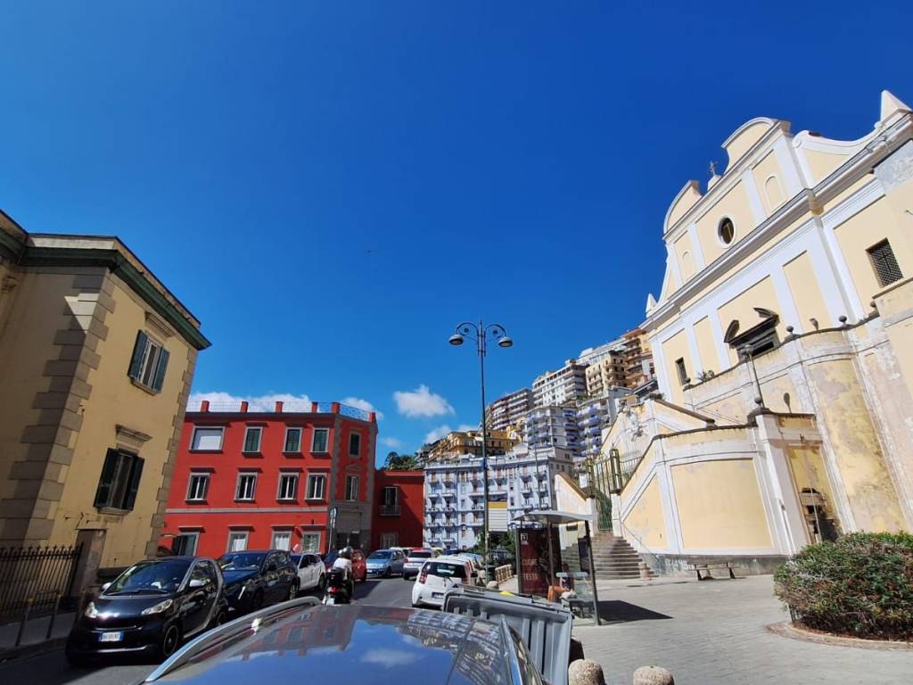 appartamento in vendita a Napoli in zona Vomero