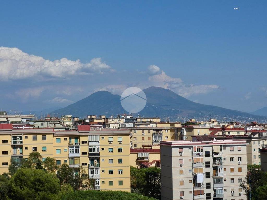 appartamento in vendita a Napoli in zona Camaldoli
