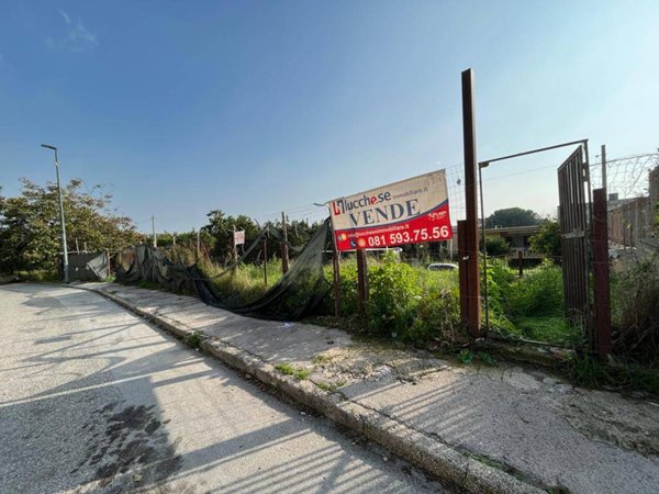 terreno agricolo in vendita a Napoli in zona Soccavo