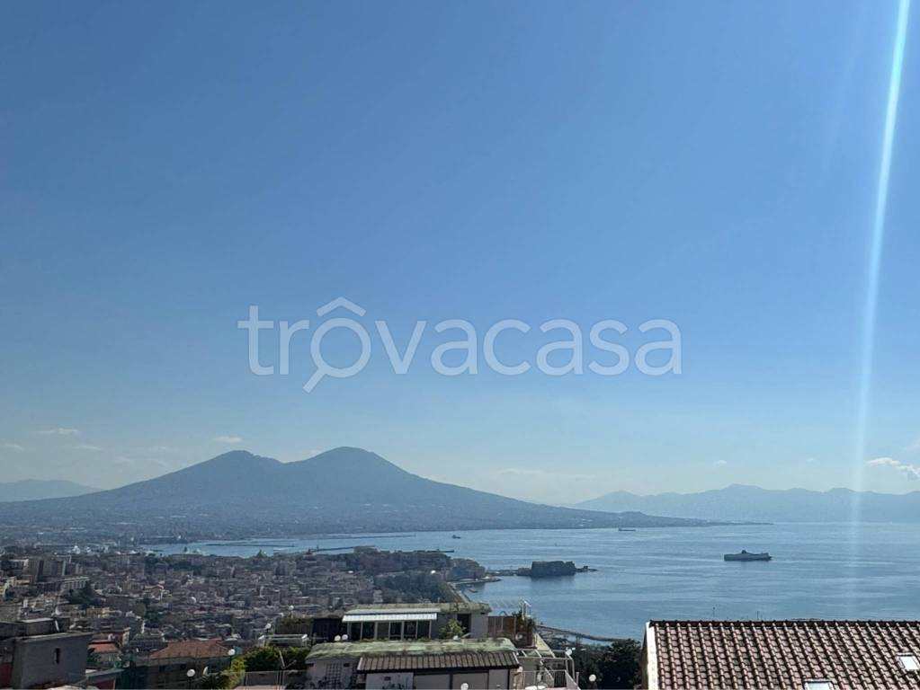 appartamento in vendita a Napoli in zona Posillipo