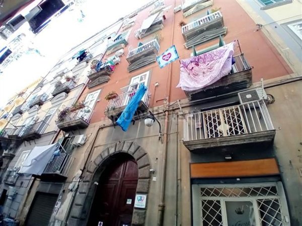 appartamento in vendita a Napoli in zona San Ferdinando