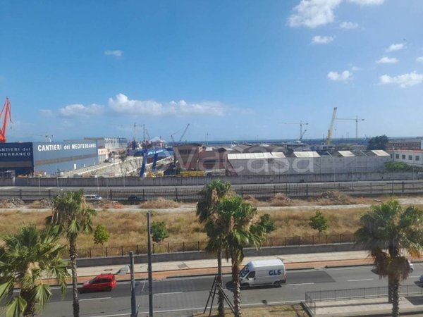 appartamento in vendita a Napoli in zona Mercato