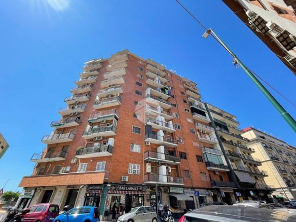 appartamento in vendita a Napoli in zona Vicaria