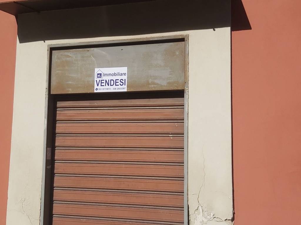 negozio in vendita a Napoli in zona Posillipo