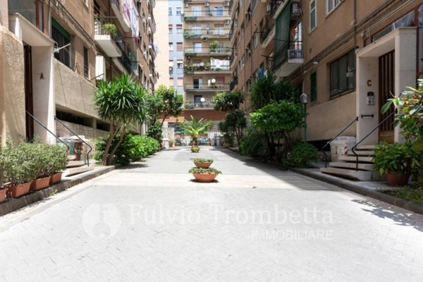 appartamento in vendita a Napoli in zona Arenella