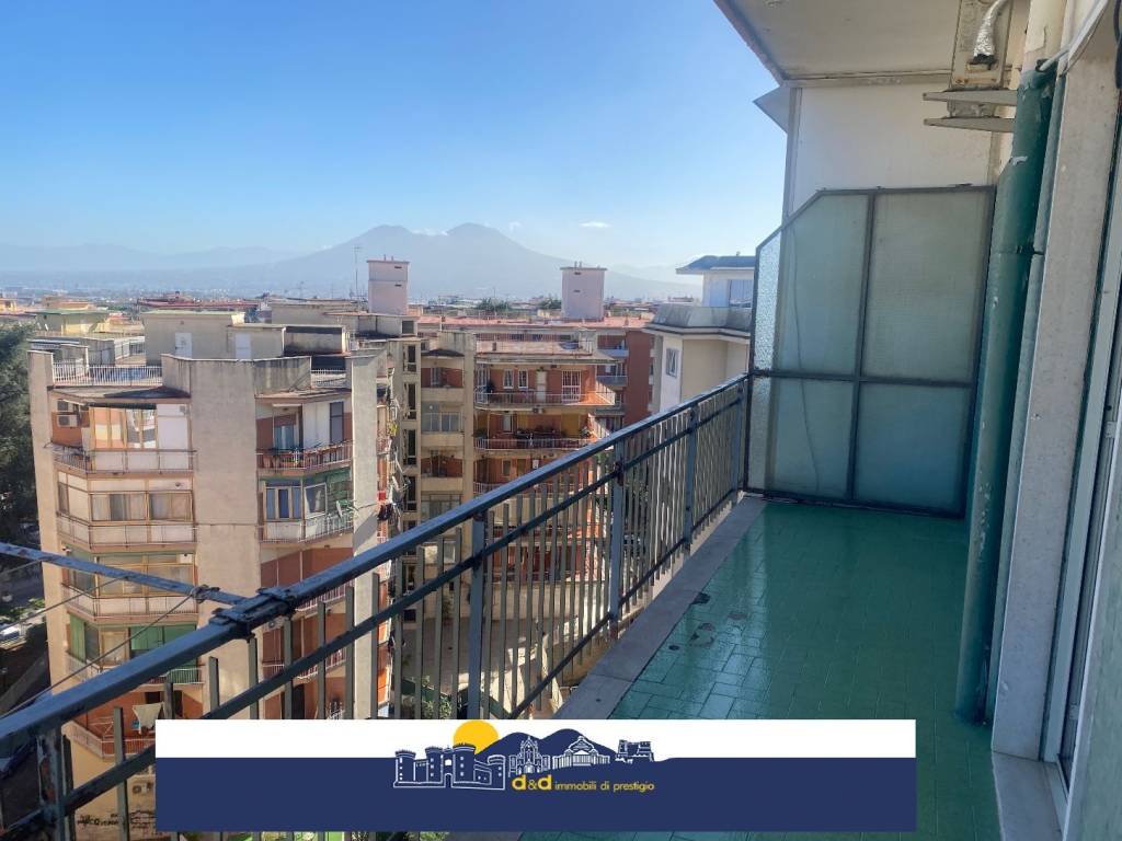 appartamento in vendita a Napoli in zona Capodimonte / Colli Aminei