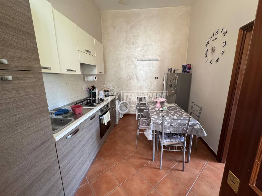 appartamento in vendita a Napoli in zona Capodichino