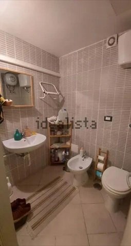 negozio in vendita a Napoli in zona Arenella