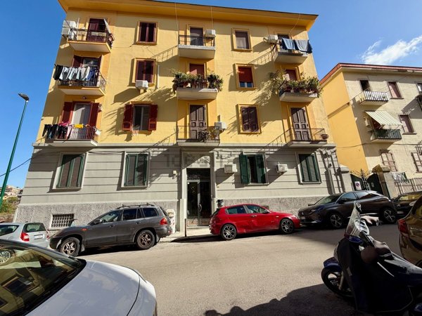 appartamento in vendita a Napoli