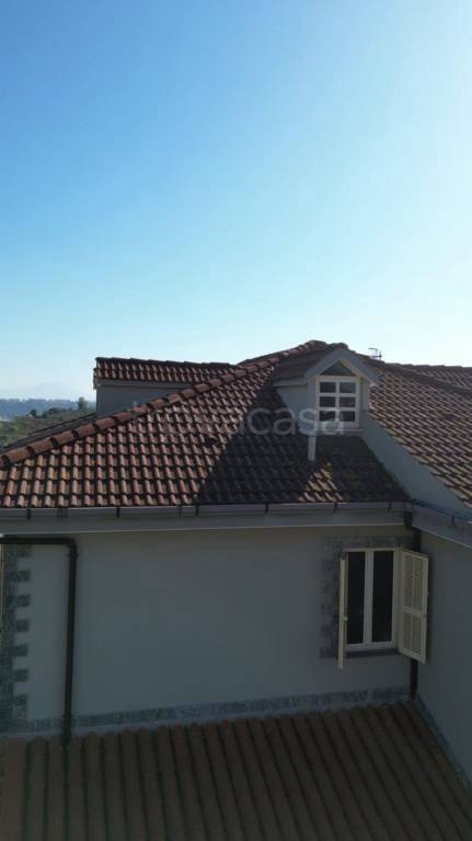 appartamento in vendita a Napoli in zona Pianura