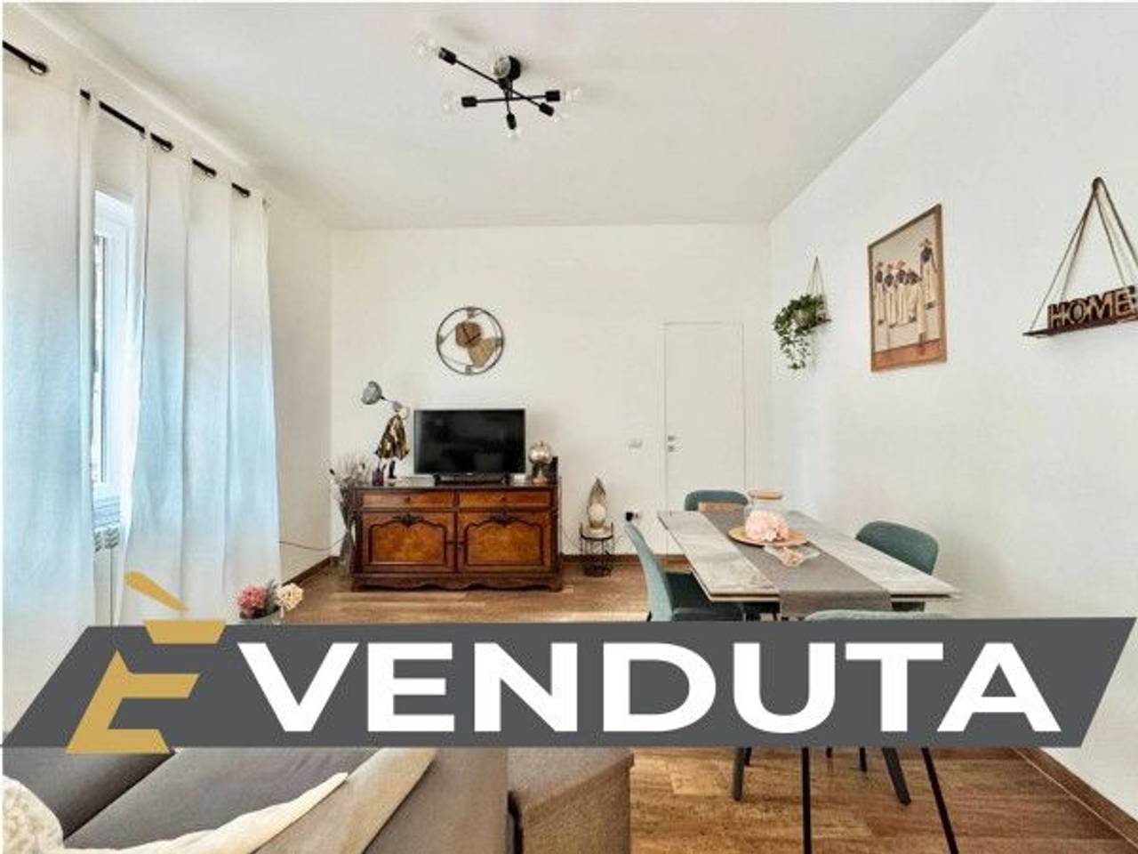 appartamento in vendita a Napoli in zona Vomero