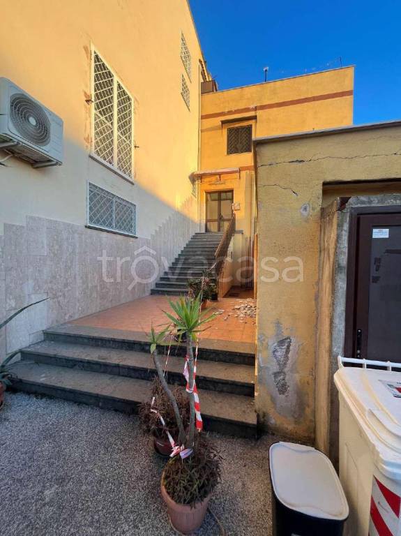 appartamento in vendita a Napoli in zona Pendino / San Giuseppe