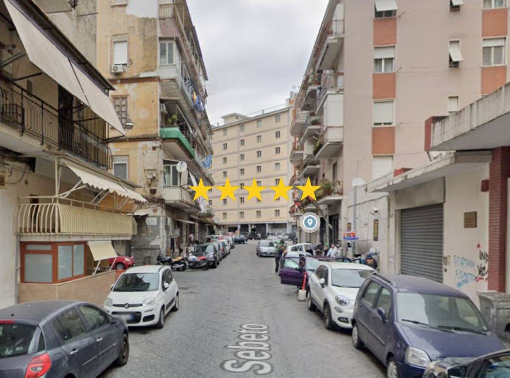 appartamento in vendita a Napoli