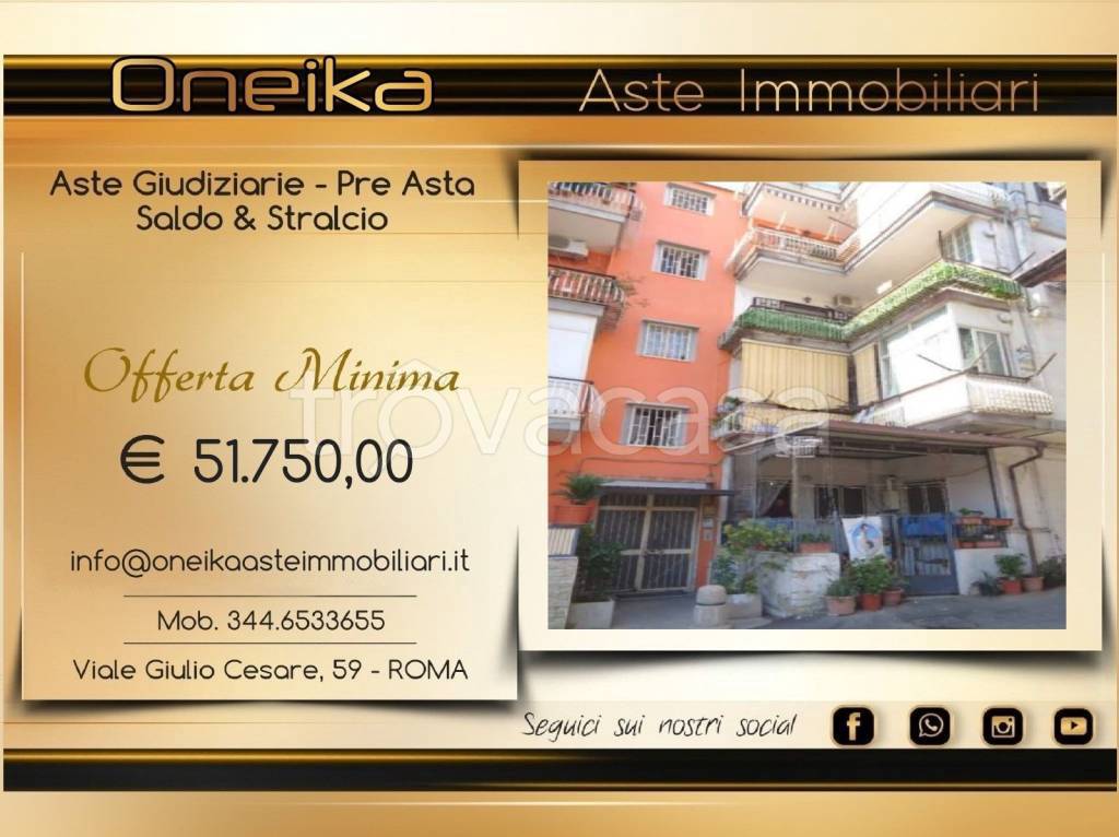 appartamento in vendita a Napoli in zona Pianura