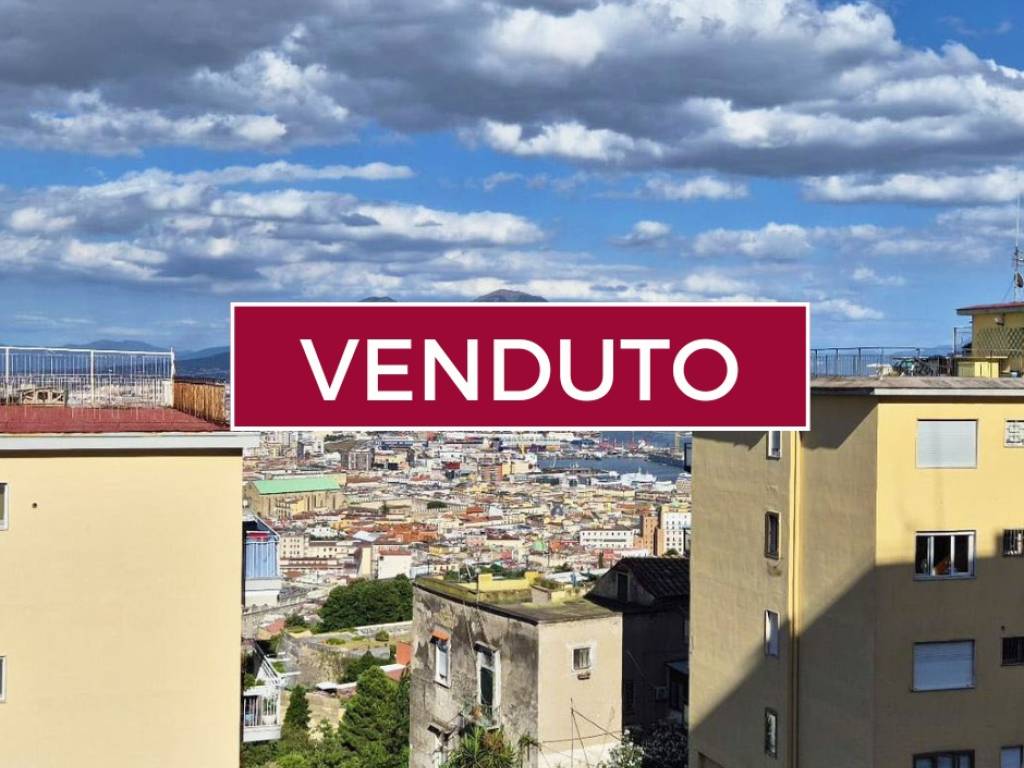 appartamento in vendita a Napoli in zona Arenella