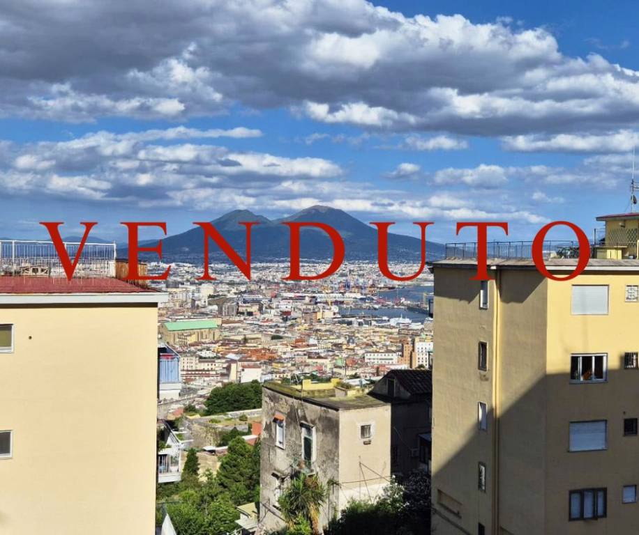 appartamento in vendita a Napoli in zona Vomero