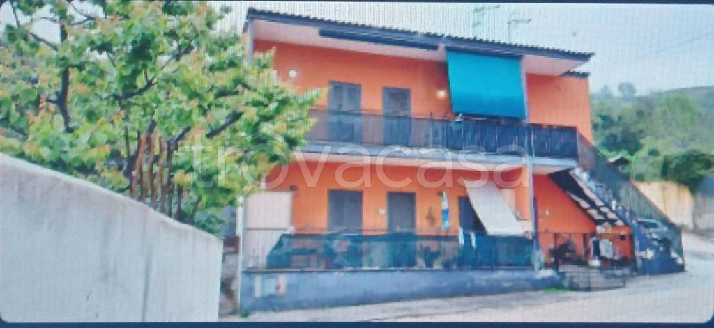 appartamento in vendita a Napoli in zona Pendino / San Giuseppe