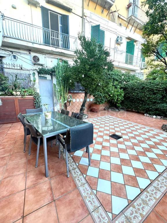 appartamento in vendita a Napoli