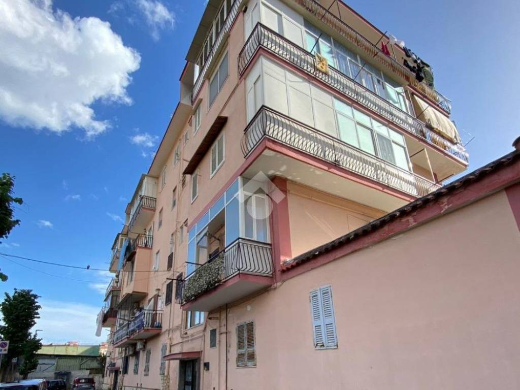 appartamento in vendita a Napoli in zona Ponticelli