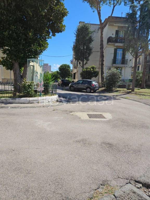 appartamento in vendita a Napoli in zona San Giovanni a Teduccio