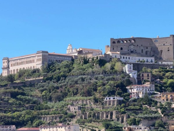 appartamento in vendita a Napoli in zona San Lorenzo