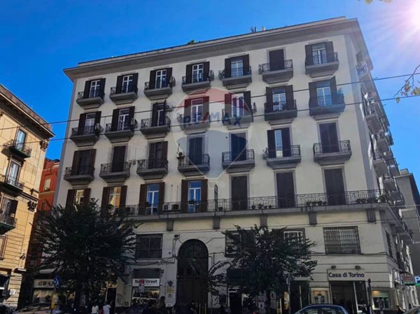 appartamento in vendita a Napoli in zona Stella