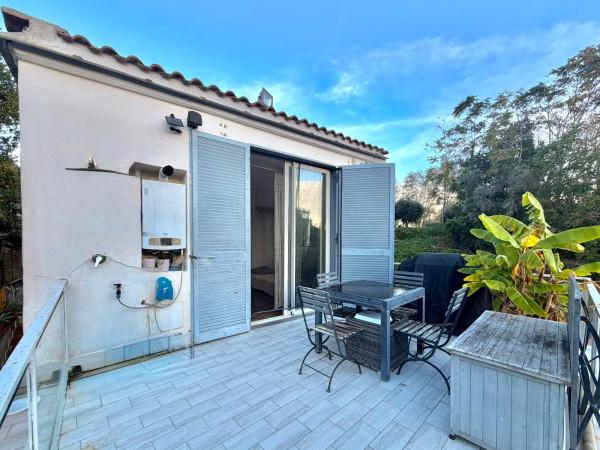 appartamento in vendita a Napoli in zona Posillipo