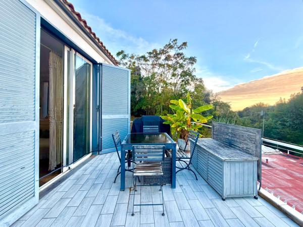 appartamento in vendita a Napoli in zona Posillipo