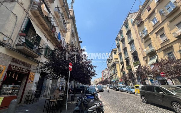 appartamento in vendita a Napoli in zona Poggioreale