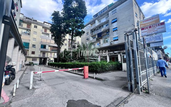 appartamento in vendita a Napoli in zona Miano