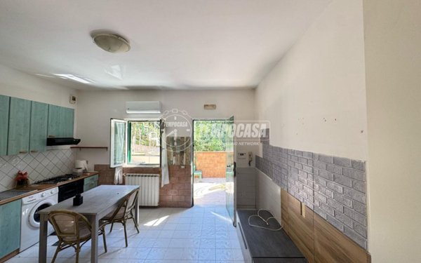 appartamento in vendita a Napoli in zona Pianura