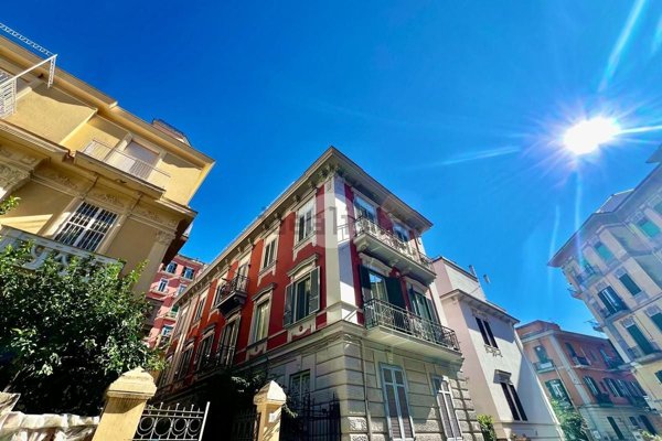 appartamento in vendita a Napoli in zona Fuorigrotta