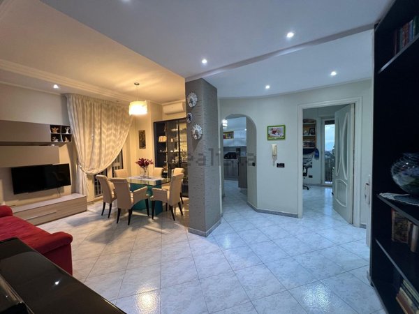 appartamento in vendita a Napoli