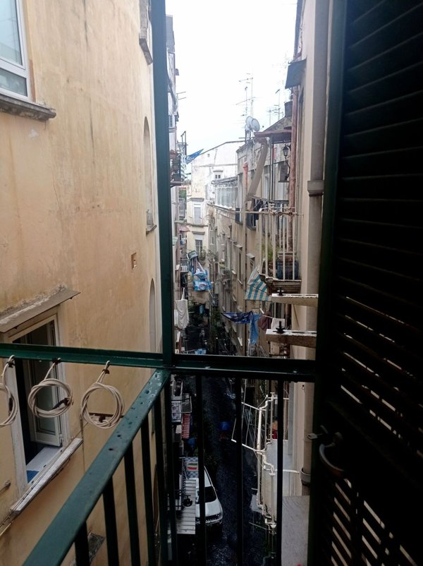 appartamento in vendita a Napoli in zona San Ferdinando