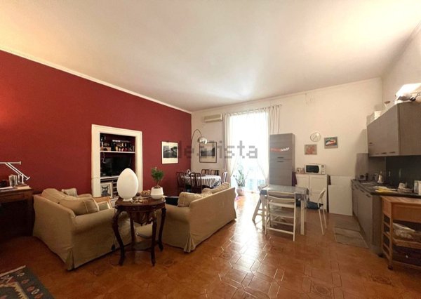 appartamento in vendita a Napoli in zona San Ferdinando