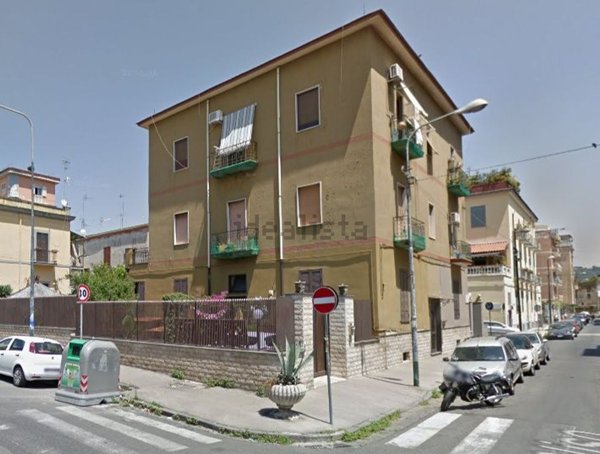 appartamento in vendita a Napoli in zona Bagnoli