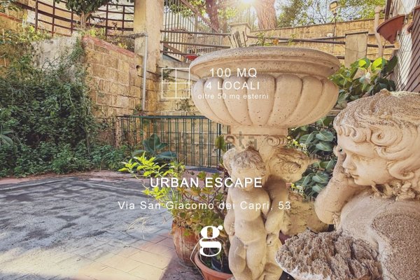 appartamento in vendita a Napoli in zona Arenella